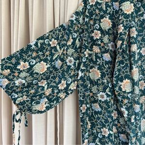 Shyanne Floral Print Kimono